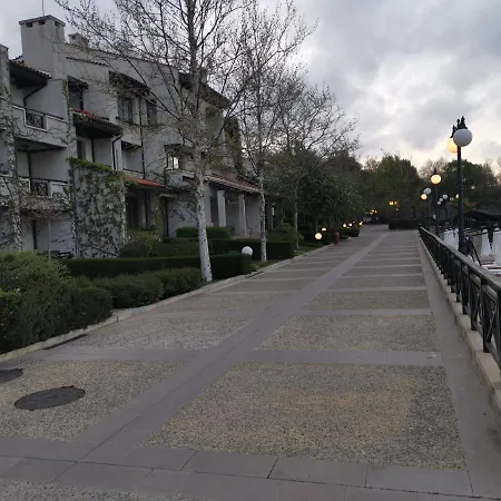 Διαμέρισμα Oasis & уютно студио оазис ризорт & спа Lozenets